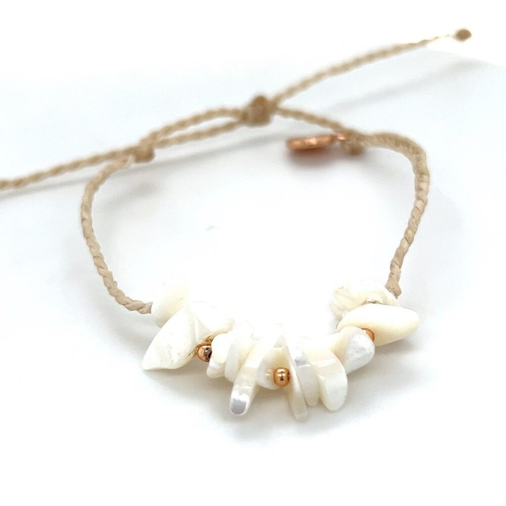Pura Vida Pearls with Gold Beads Bracelet‎